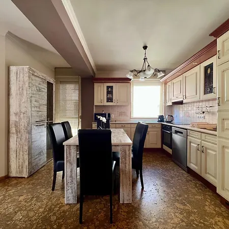 Great Forest Family Appartamento Debrecen